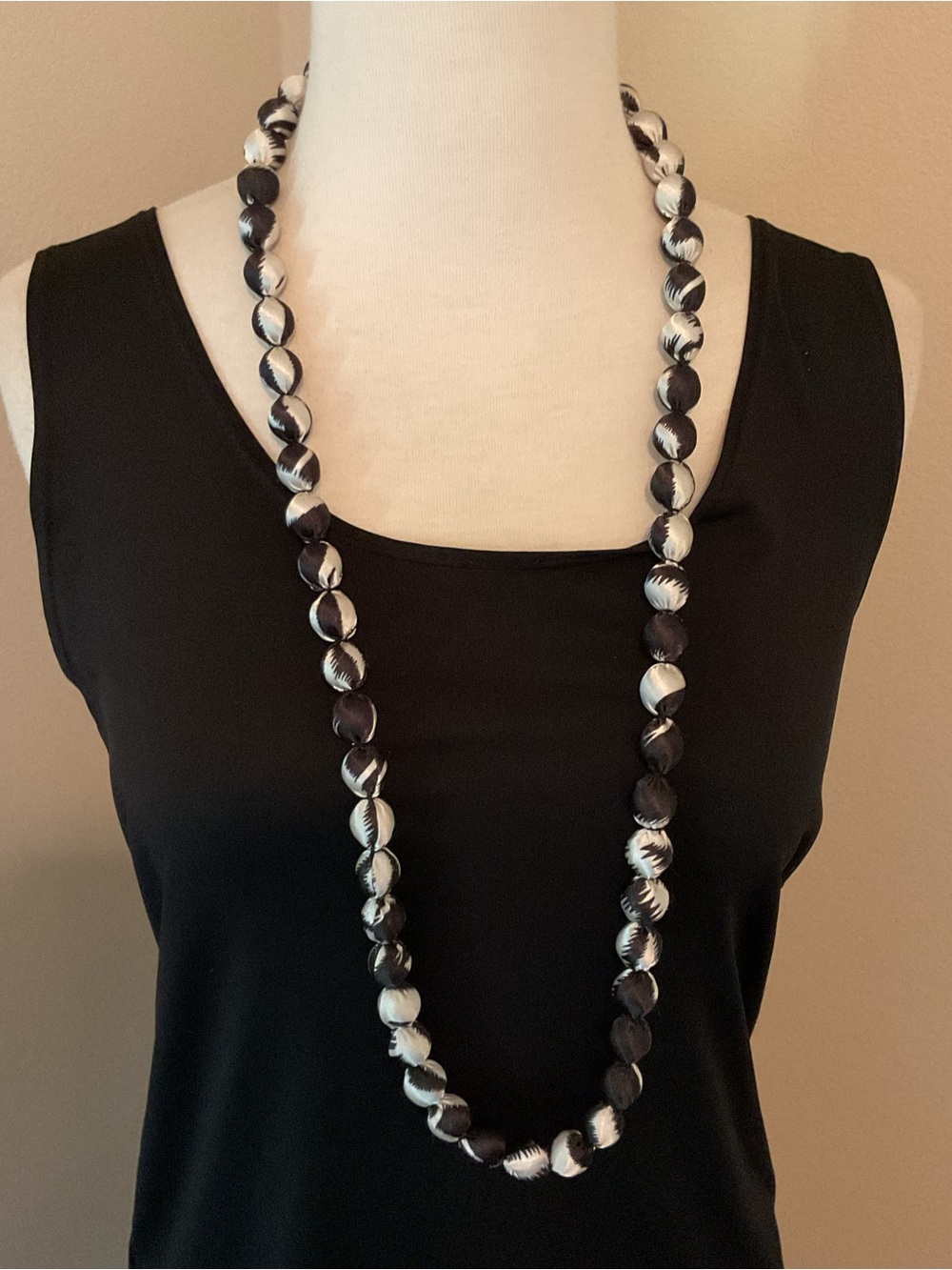 Chico’s Fabric Covered Beaded Convertible Necklace Black & Ivory NWT